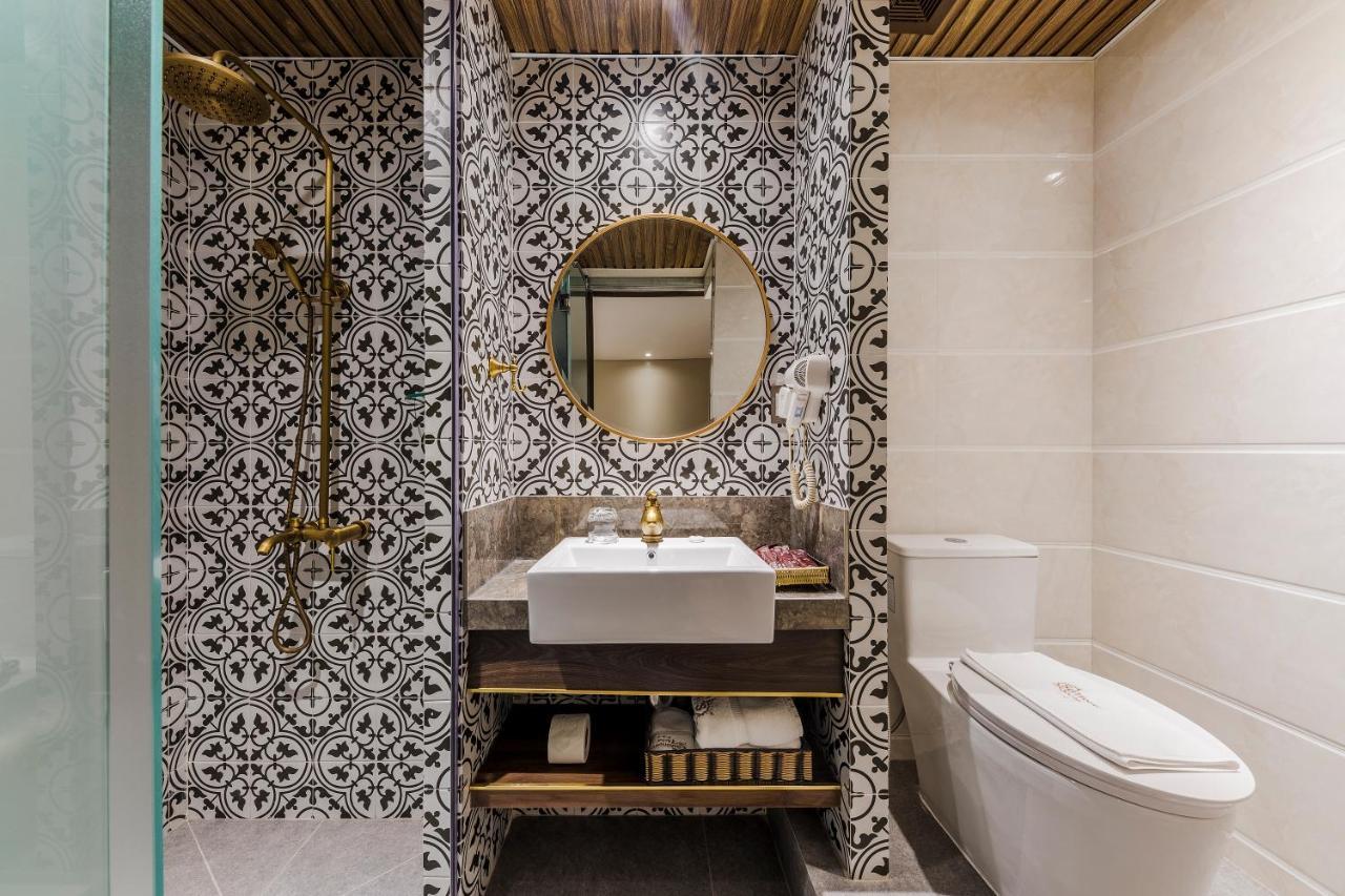 Sunflower Luxury Hotel Хошимин Экстерьер фото