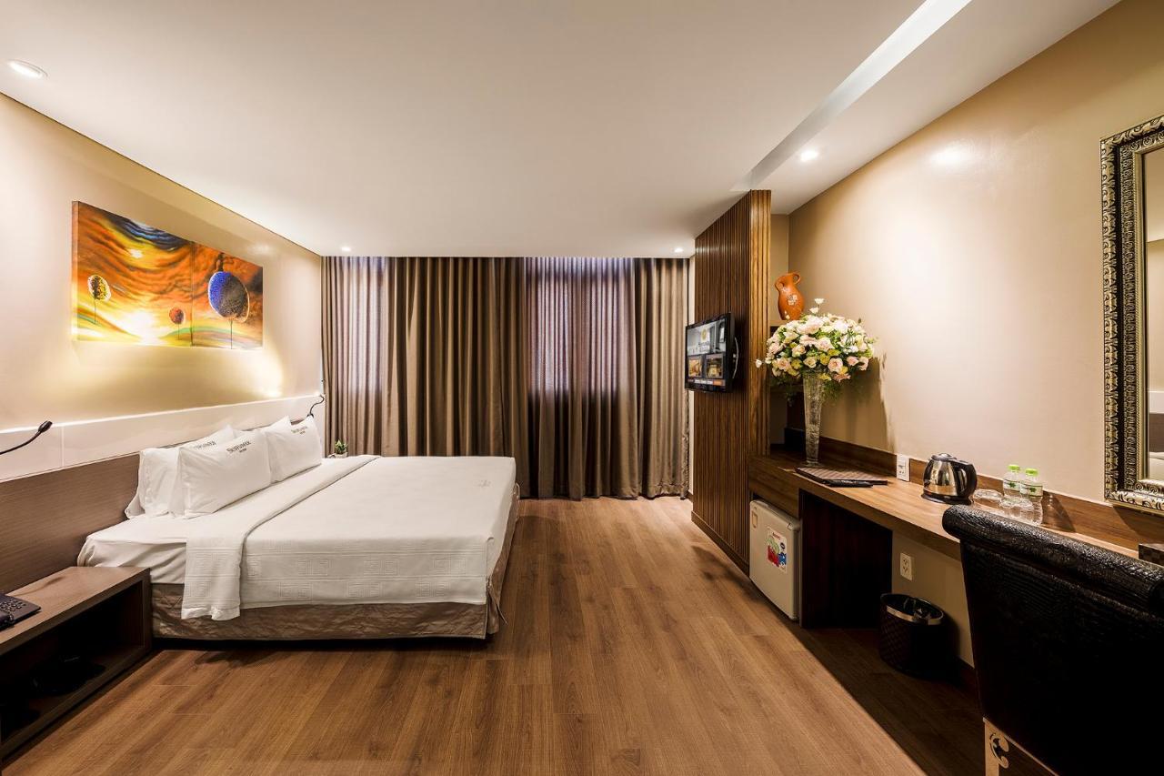 Sunflower Luxury Hotel Хошимин Экстерьер фото